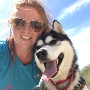 Meet your Posher, Lauren